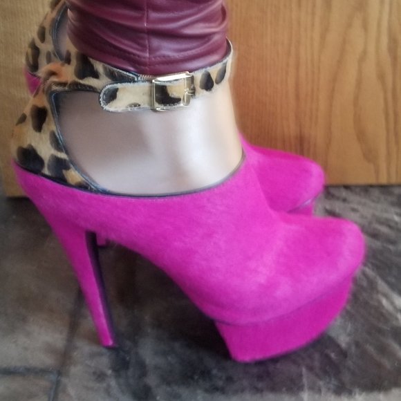 Rare size 11 Pink and Leopard Pony Hair 7 Inch Platform Heels